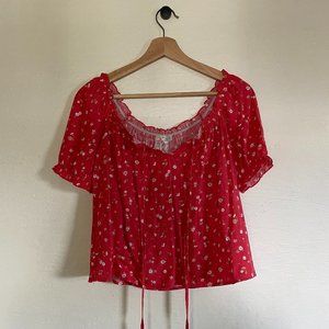 Women's XS Sadie & Sage Red Tiny Floral Cropped Blouse